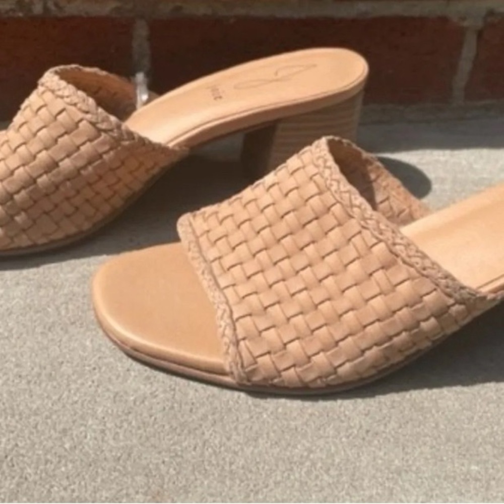 Joie Brown Genuine Leather Sandals Size 9 NWT - Picture 3 of 4